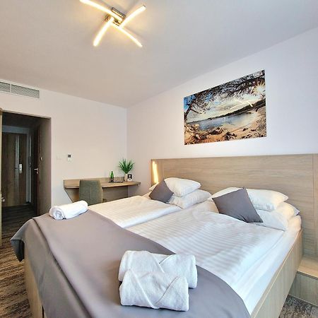 Hotel Crystal Košice Eksteriør billede