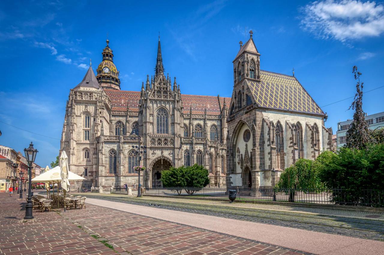 Hotel Crystal Košice Eksteriør billede