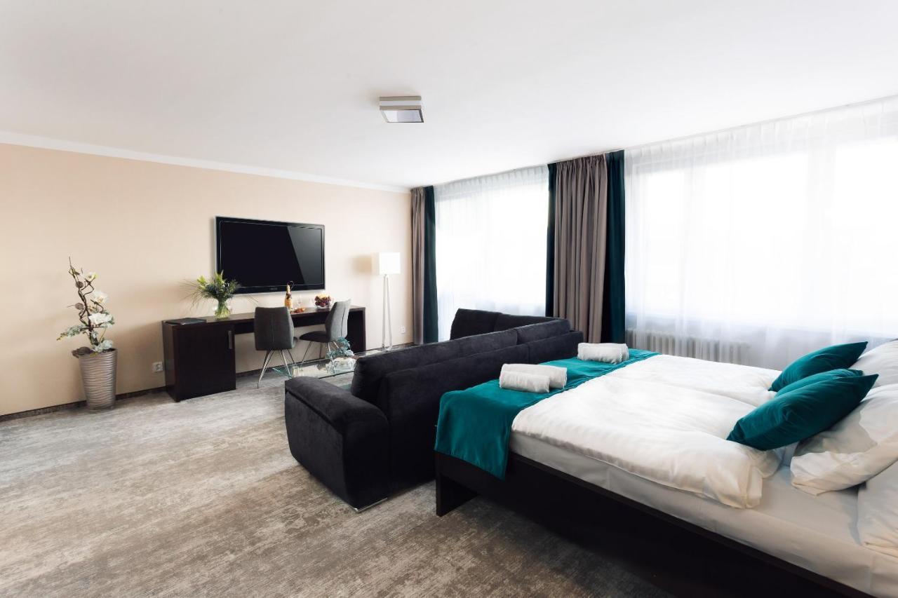 Hotel Crystal Košice Eksteriør billede